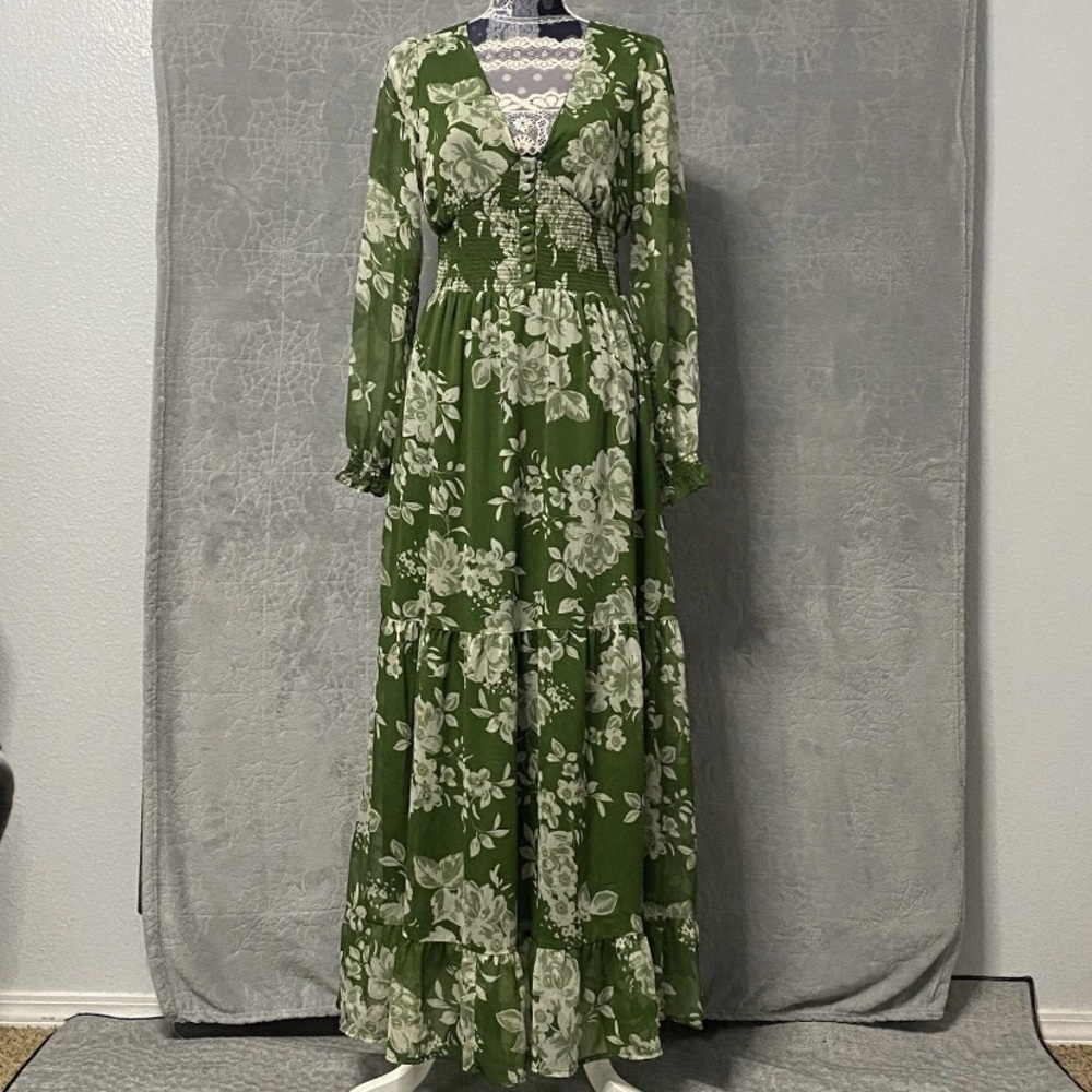Patrons of Peace Maxi Dress Womens M Green White Floral Empire Waist Long Sleeve